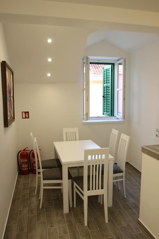 Centar Vodice Apartmani Exterior foto
