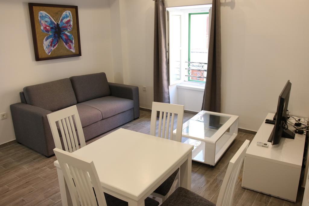 Centar Vodice Apartmani Cameră foto