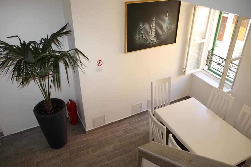 Centar Vodice Apartmani Exterior foto
